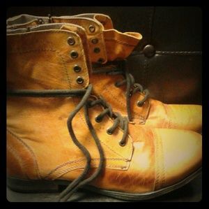 Steve Madden male boots